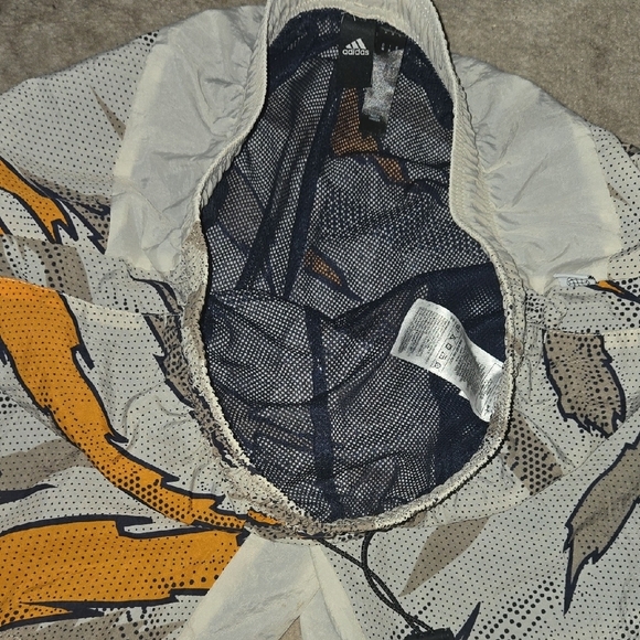 Adidas Tiger Camo Shorts Size Medium - Picture 6 of 6